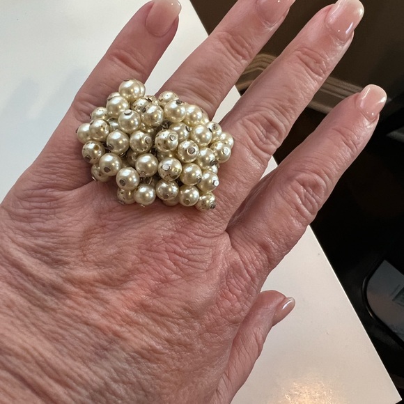 J. Crew faux pearl ring - Picture 3 of 3